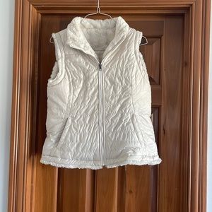 Aeropostale Fur Lined Creme Vest Size M